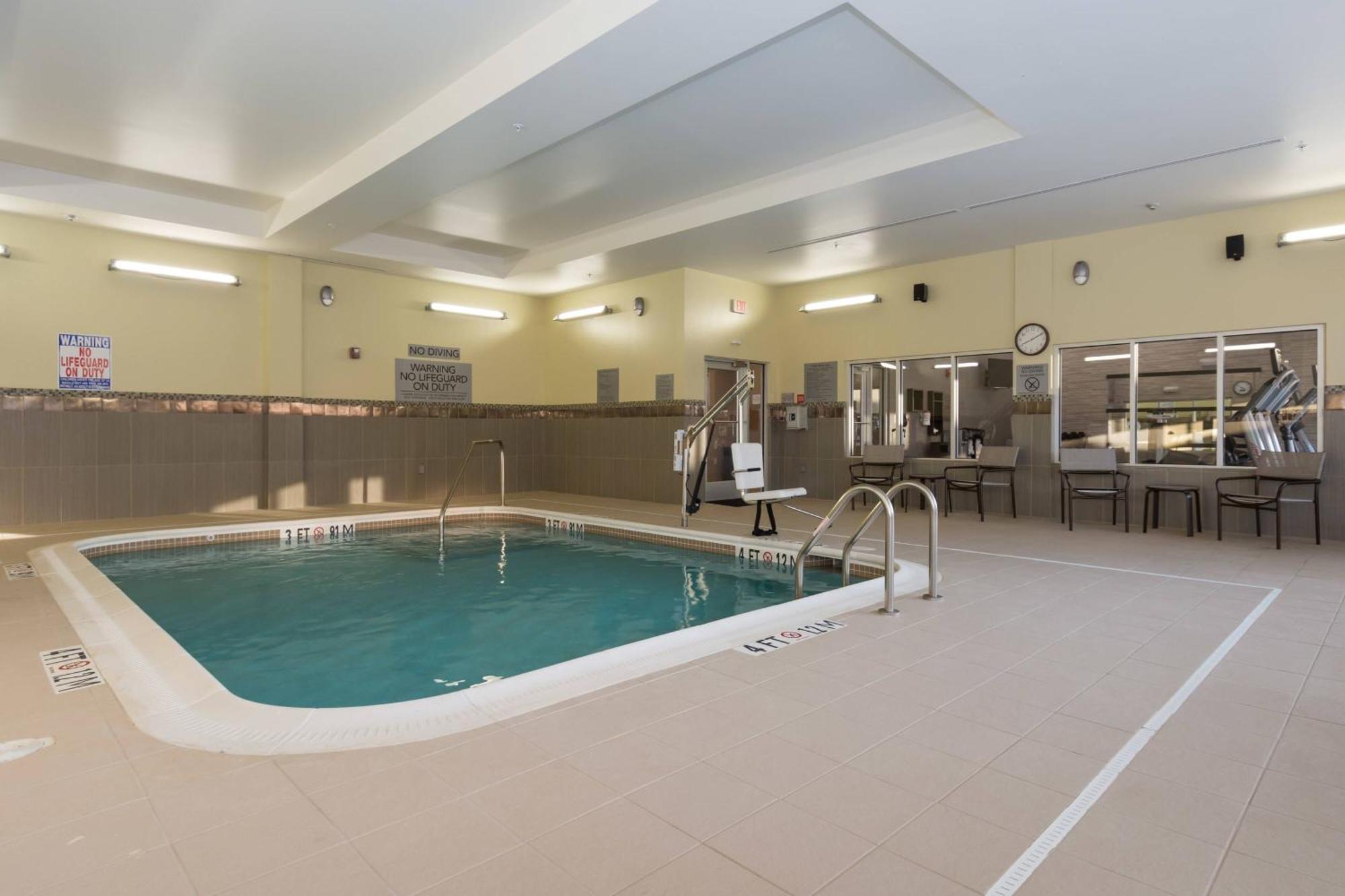 Courtyard By Marriott Fayetteville Fort Liberty - Spring Lake Buitenkant foto