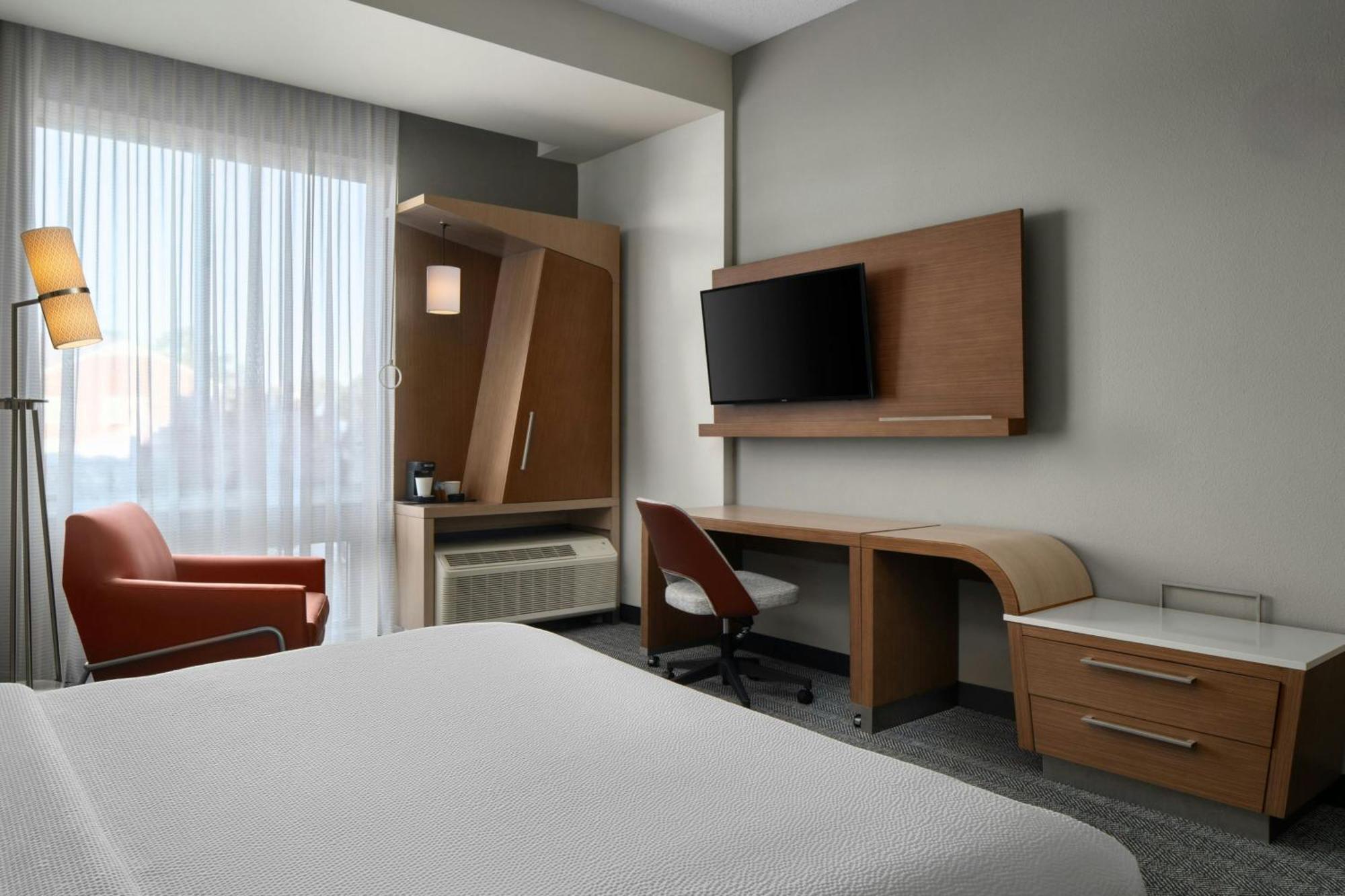 Courtyard By Marriott Fayetteville Fort Liberty - Spring Lake Buitenkant foto