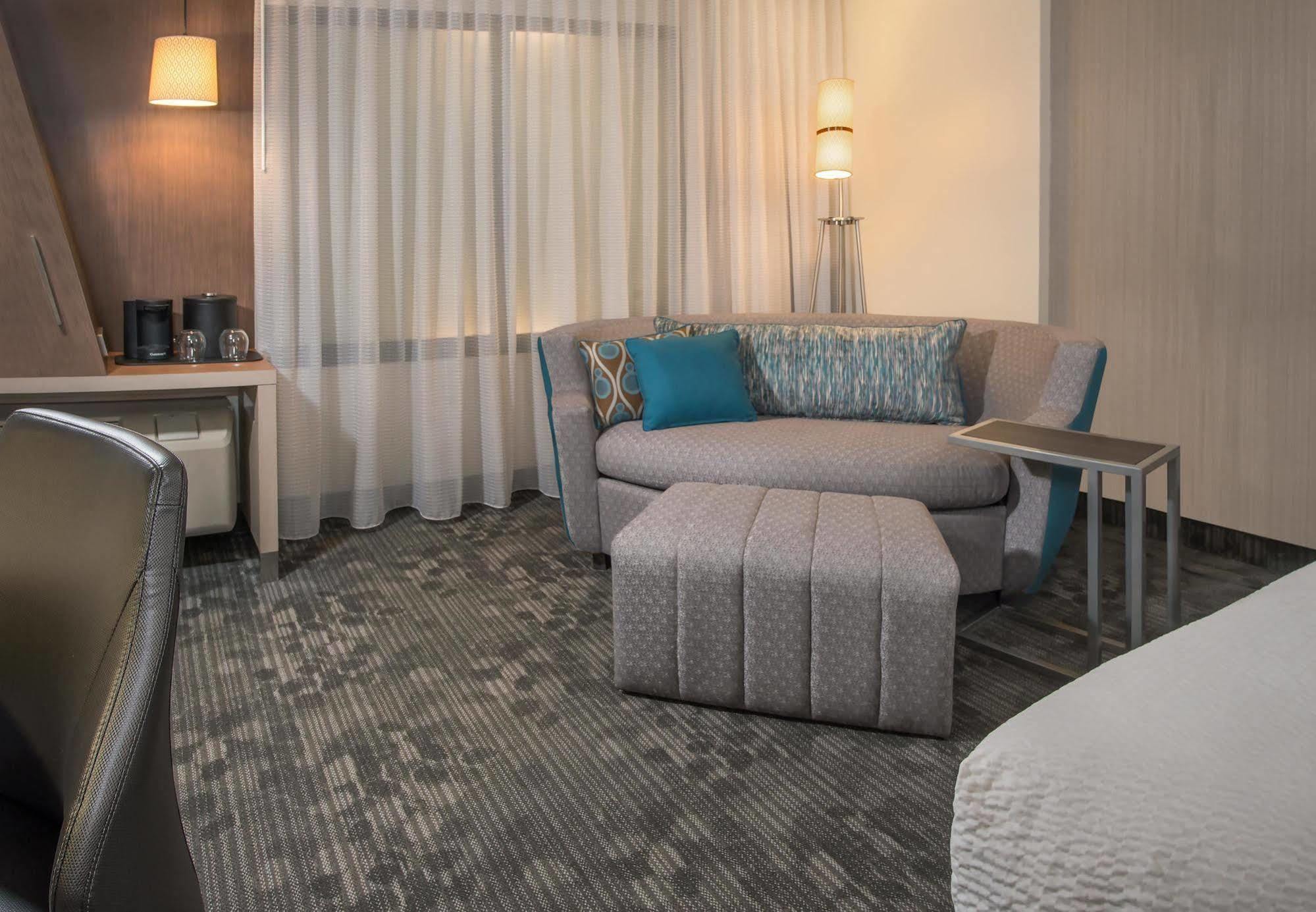 Courtyard By Marriott Fayetteville Fort Liberty - Spring Lake Buitenkant foto